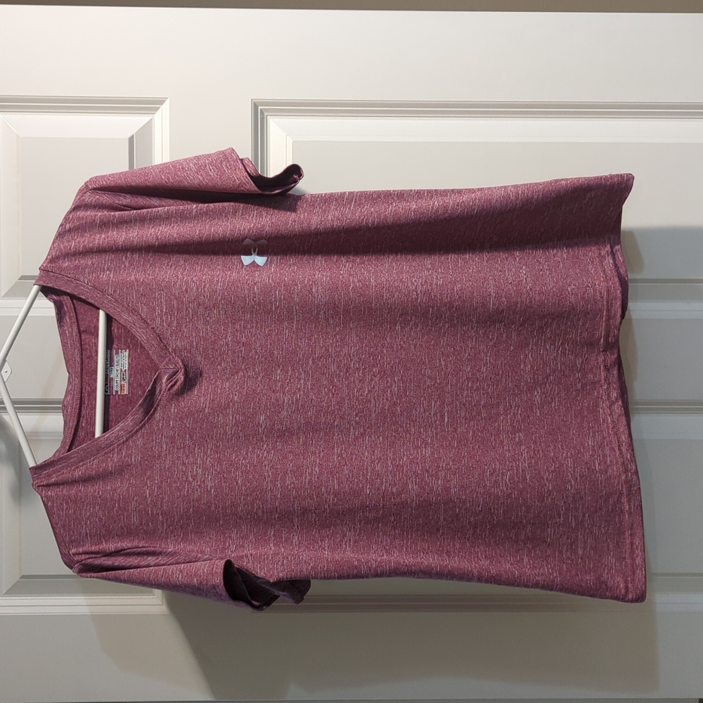 Women's Under Armor loose fit heat gear extra large mom short sleeve workout top